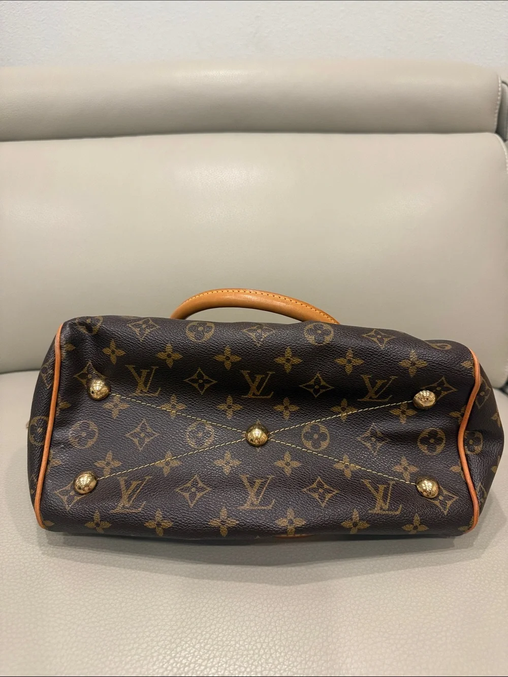 Louis Vuitton Tivoli PM Monogram Canvas Handbag